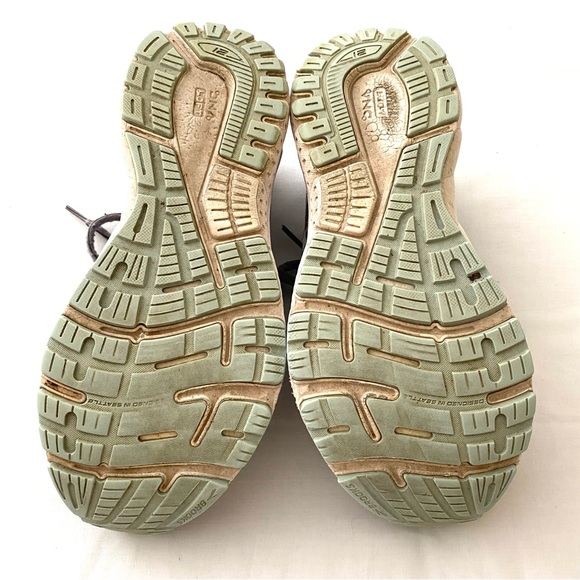 Brooks Adrenaline GTS 21 Supportive Running Sneaker - Picture 7 of 12